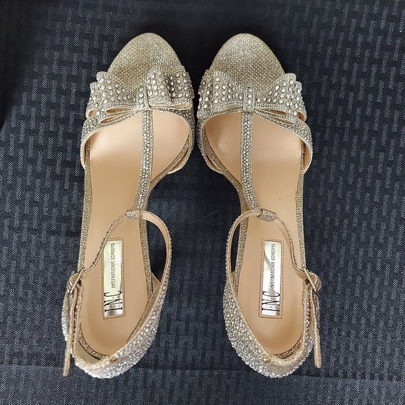 I.N.C. INTERNATIONAL CONCEPTS REESIE RHINESTONE BOW EVENING SANDALS (10) - Picture 7 of 15